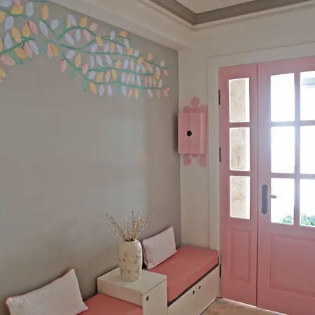 Evreka Butik 2* Tenedos