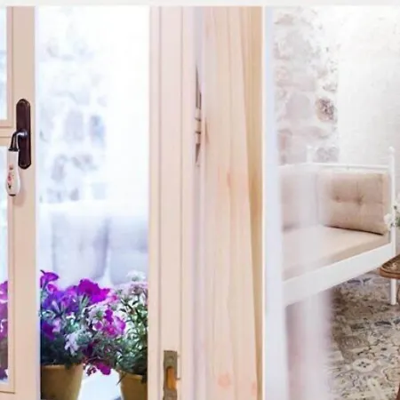 Hotel Evreka Butik Tenedos