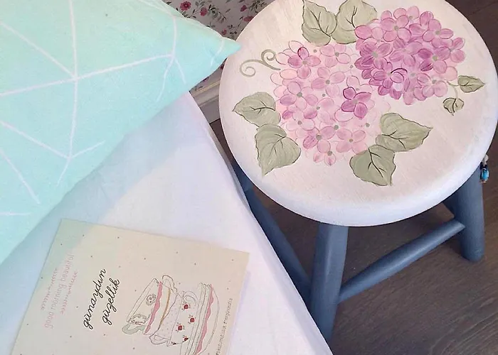 Evreka Butik מלון בוזקאדה