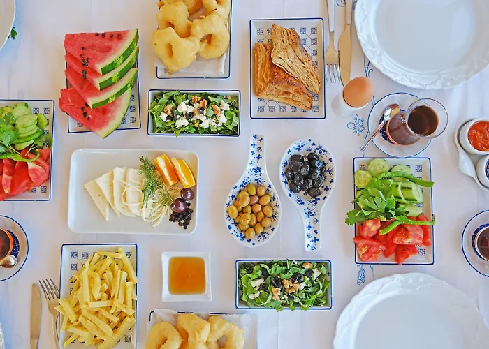 Evreka Butik 2* בוזקאדה