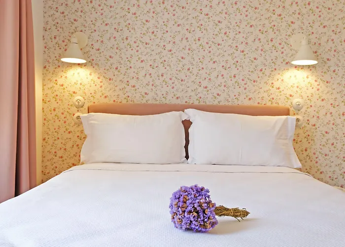 מלון Evreka Butik